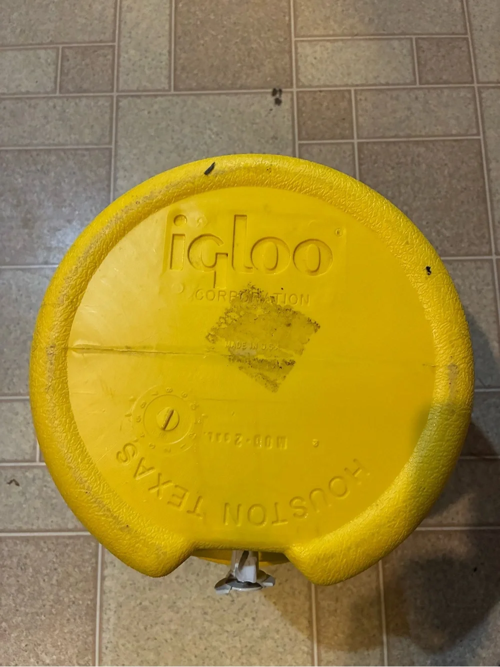 Igloo portable water